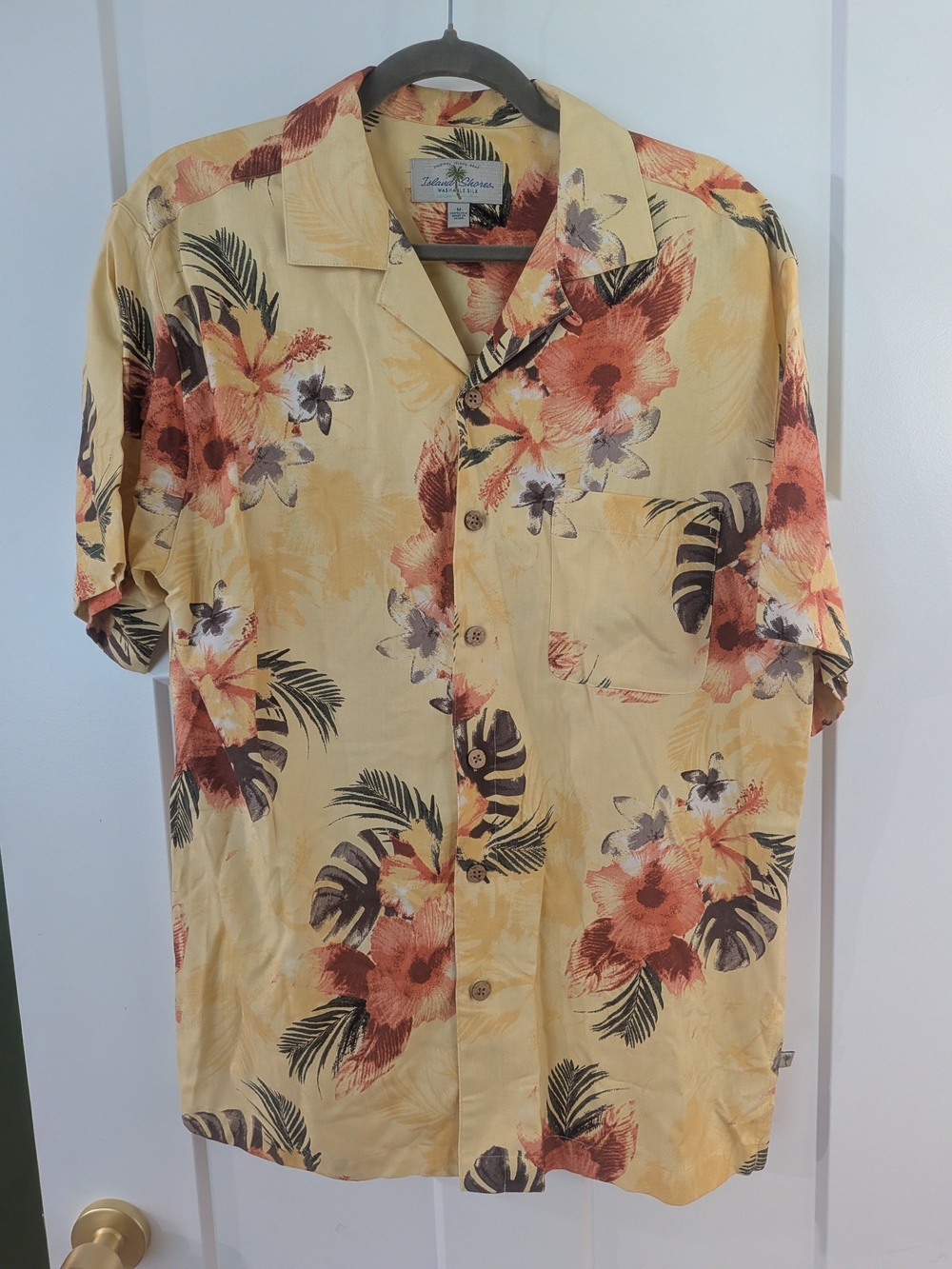 Island Shores 100% Silk Mens Floral Tropical Hawaiian Short Sleeve Shirt Size M